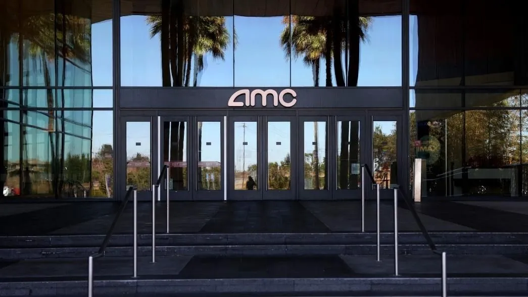 AMC Shuts Down Three Theaters in Illinois