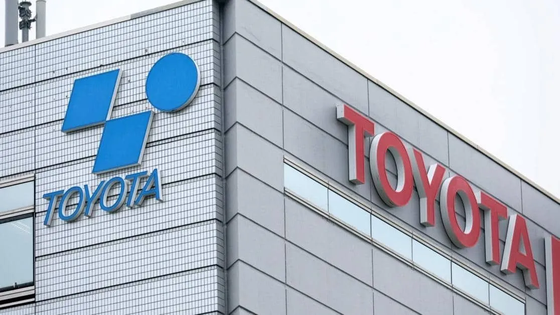 Elliott Backs Toyota's Raised $30B Bid to Privatize Toyota Industries