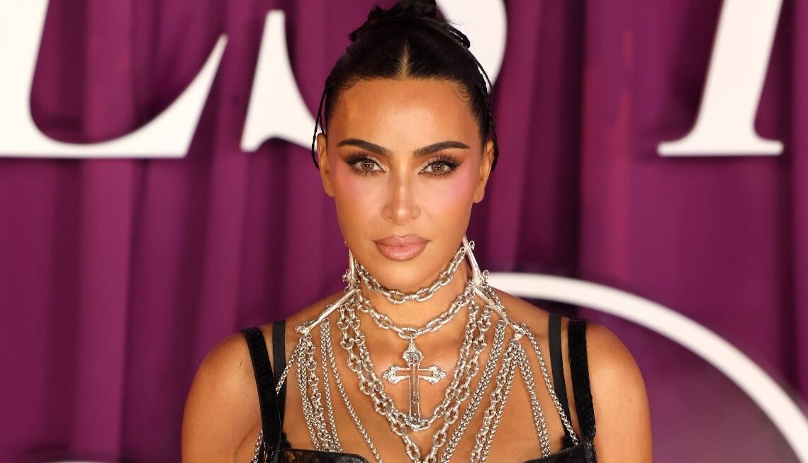 23 Celeb Scandals That Only Made Them Even More Famous